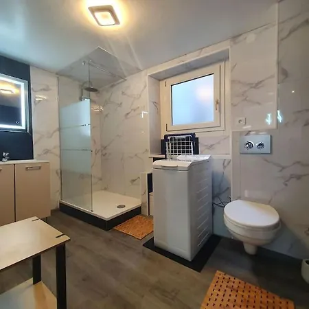 - 1 - Appartement Charmant Moderne 5 Pers T3 73M2 Selestat Exterior photo